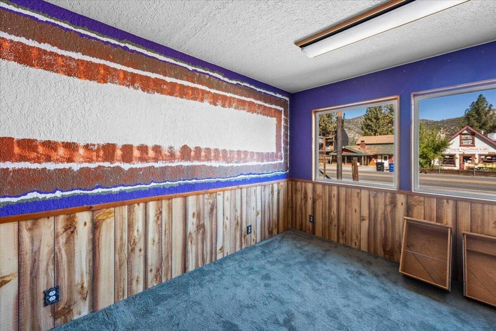 1112 Big Bear Boulevard Property Photo 16