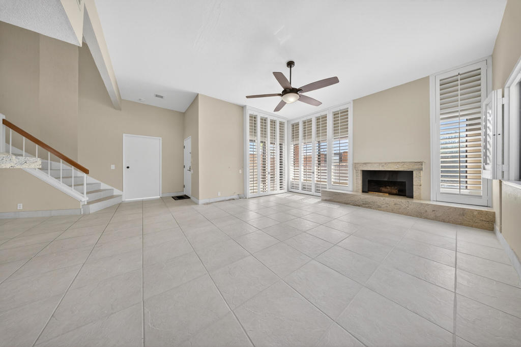 73452 Irontree Drive Property Photo 2