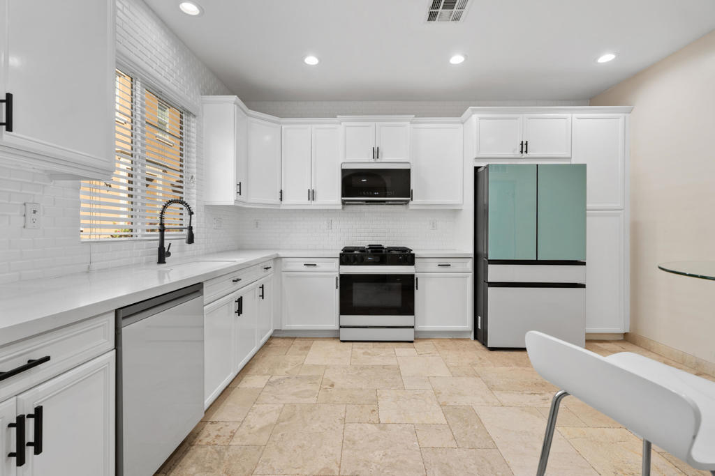 436 Via De La Paz Property Photo 1
