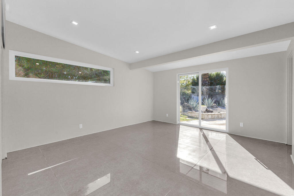 73183 Willow Street Property Photo 16
