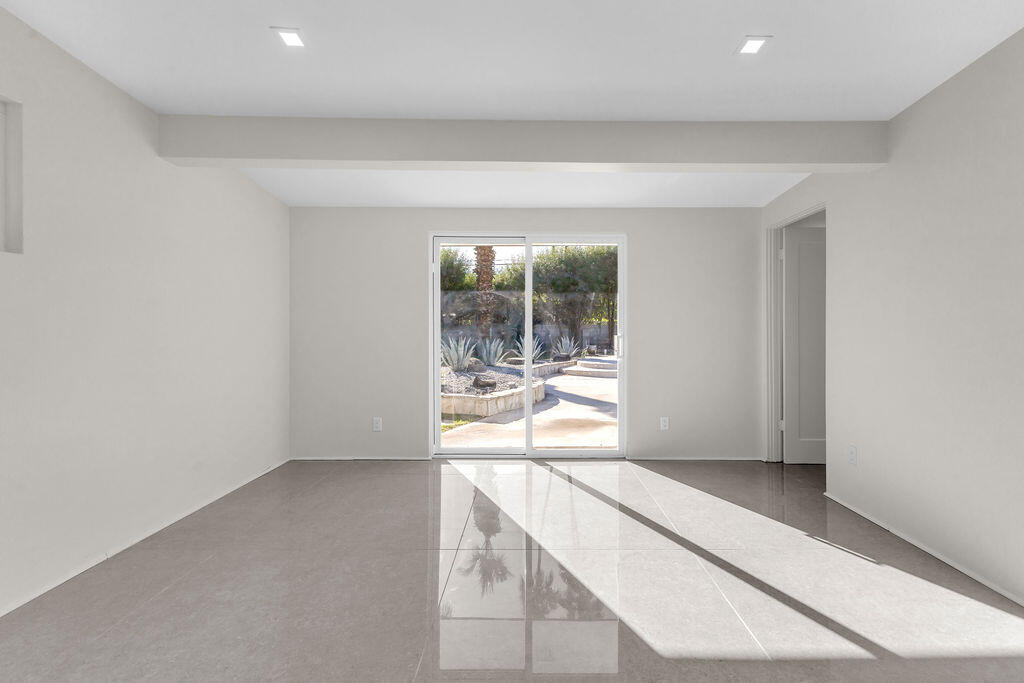 73183 Willow Street Property Photo 18
