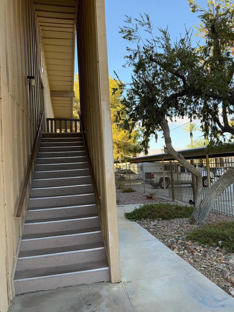 77845 California Drive D9 Property Photo 5