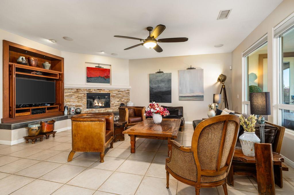112 Via Tiberio Property Photo 10