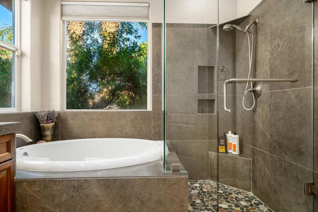 112 Via Tiberio Property Photo 21