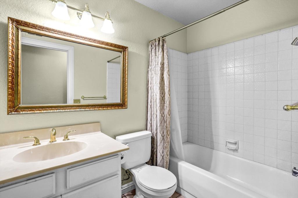 12582 Fern Avenue Property Photo 16