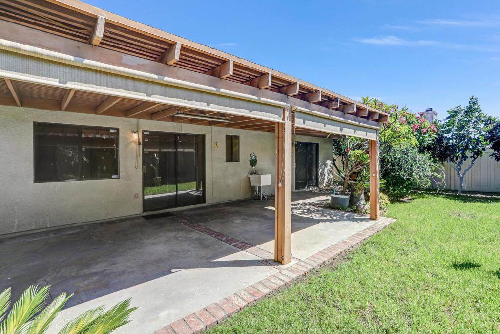 12582 Fern Avenue Property Photo 29