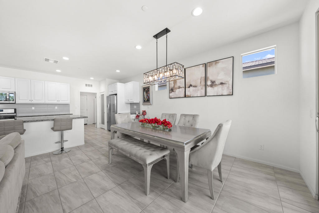 82485 Round Valley Drive Property Photo 16