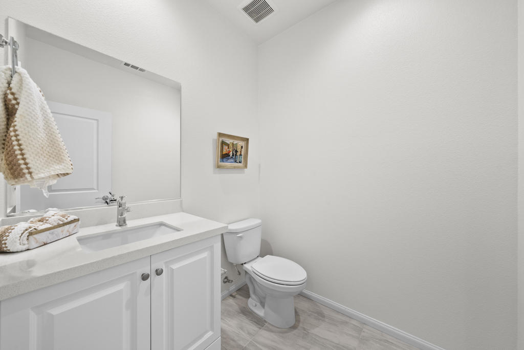 82485 Round Valley Drive Property Photo 26