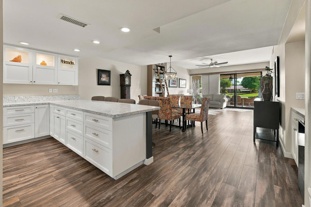 6 Sunrise Drive Property Photo 16