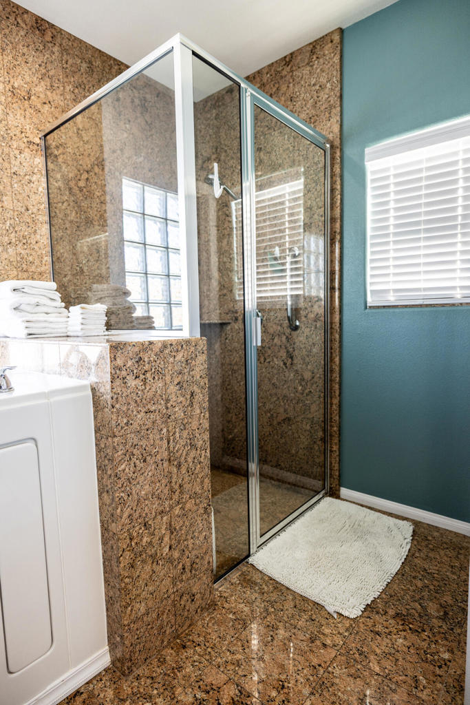 74110 Academy Lane E Property Photo 22