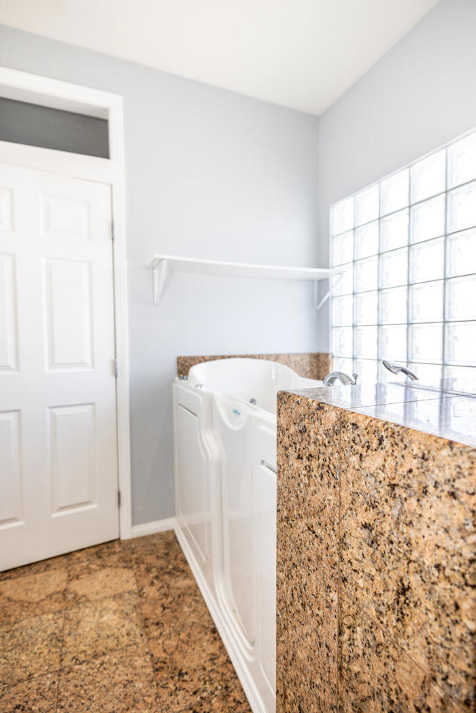 74110 Academy Lane E Property Photo 24