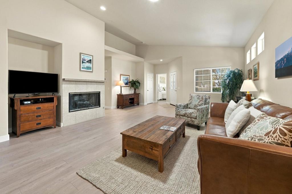 80379 Pebble Beach Drive Property Photo 12