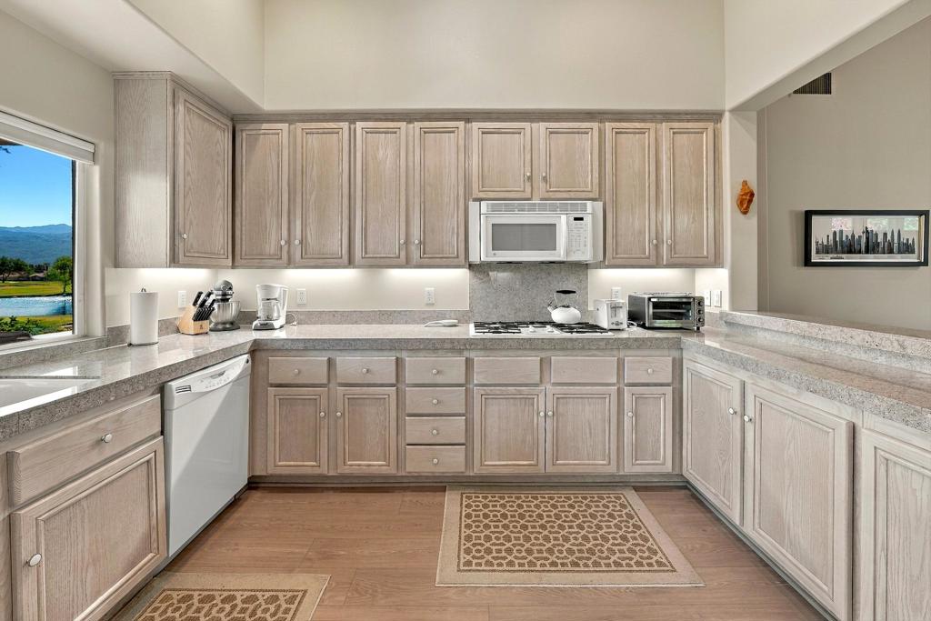 80379 Pebble Beach Drive Property Photo 16
