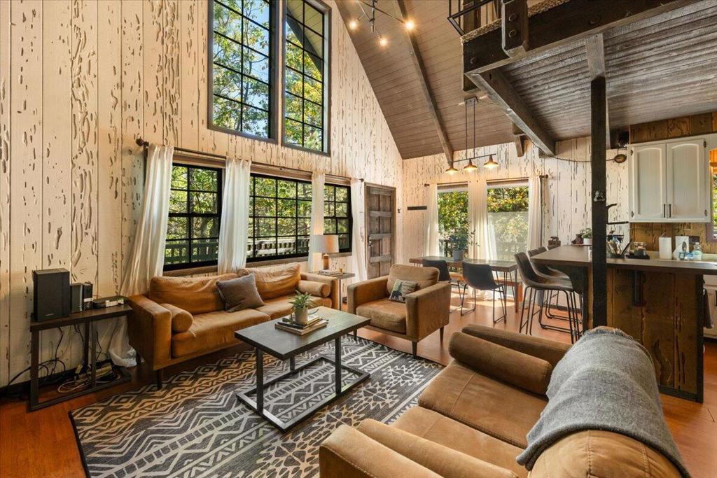 1160 W Alta Vista Avenue Property Photo 7