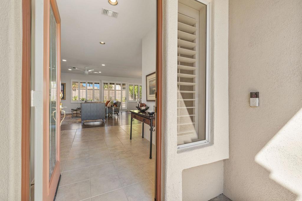 37453 Turnberry Isle Drive Property Photo 4