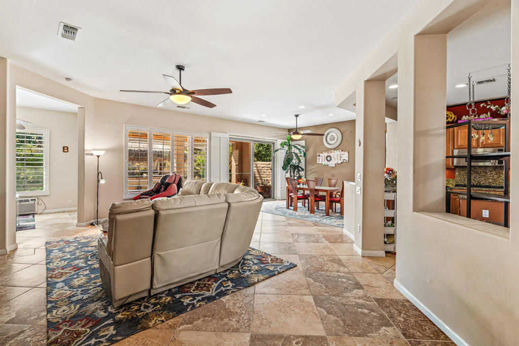 40175 Calle Loma Entrada Property Photo 10
