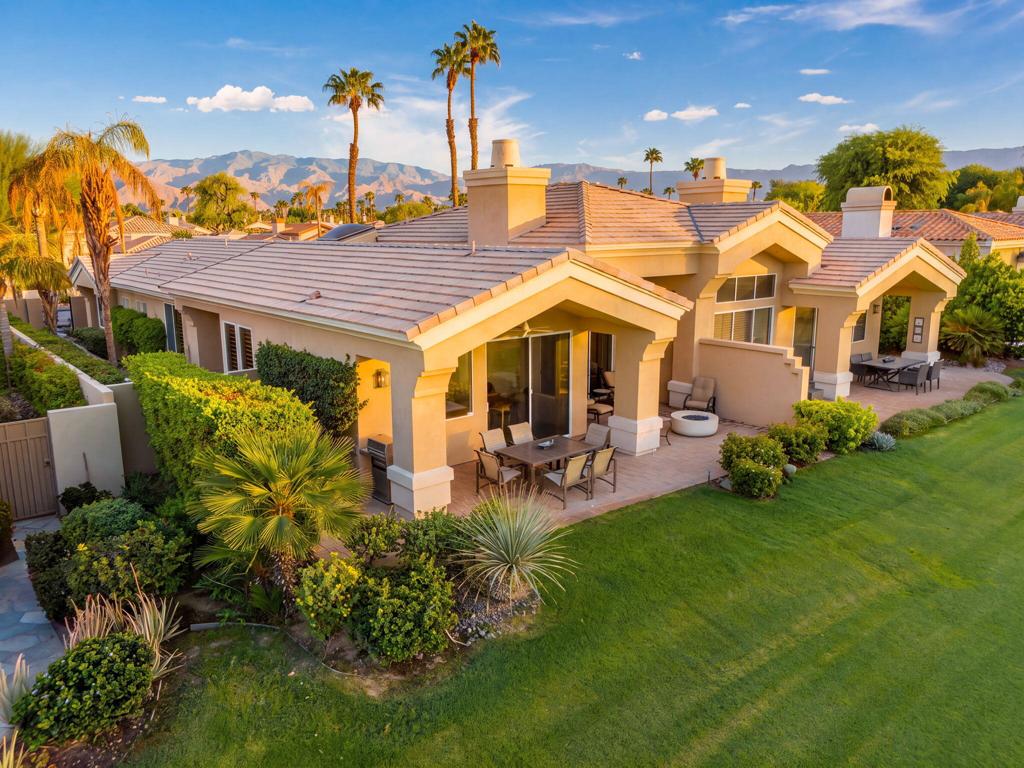 416 Desert Holly Drive Property Photo 8