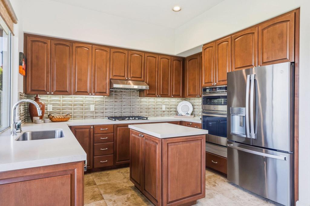 416 Desert Holly Drive Property Photo 23
