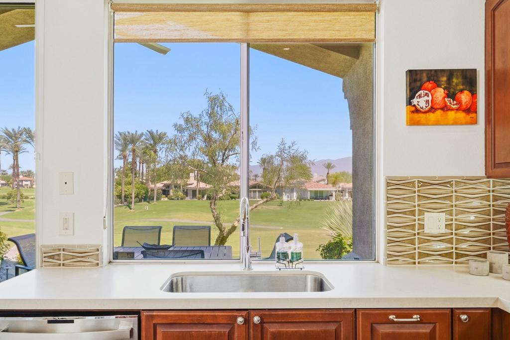 416 Desert Holly Drive Property Photo 26