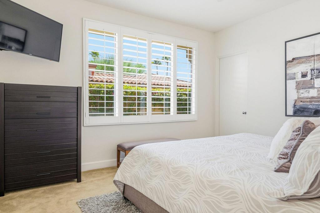416 Desert Holly Drive Property Photo 45