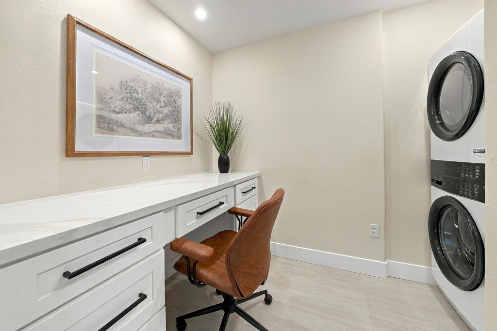 32 La Ronda Drive Property Photo 36
