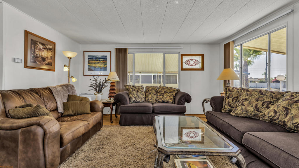 488 Prairie Property Photo 1