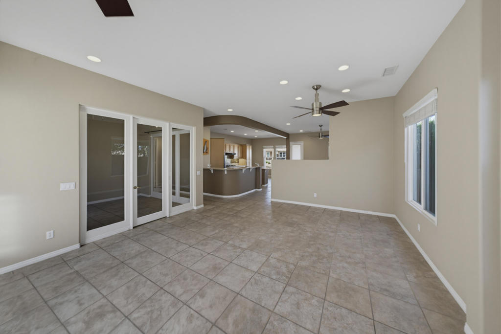 59 Shoreline Drive Property Photo 5