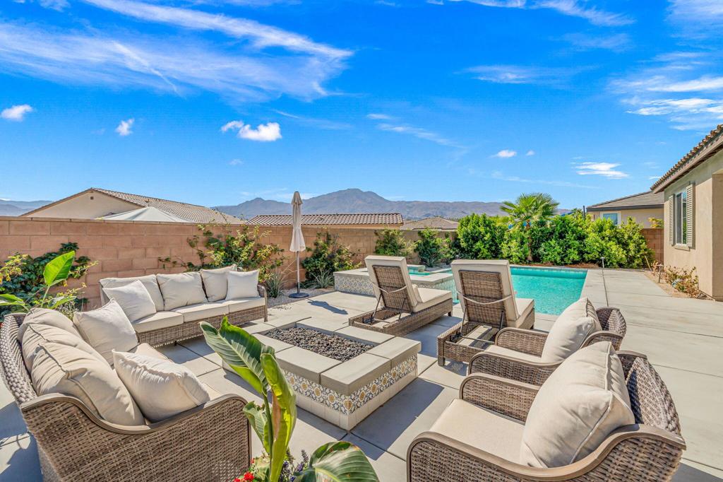 81921 Fiori Del Deserto Drive Property Photo 1
