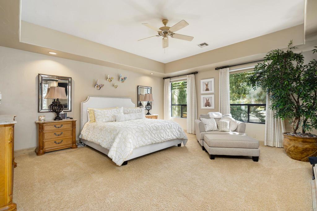 71205 N Thunderbird Terrace Property Photo 18