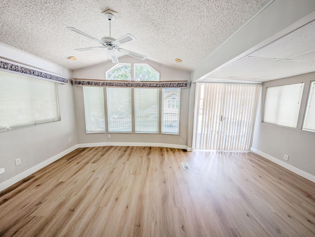 70200 Dillon Road 119 Property Photo 15