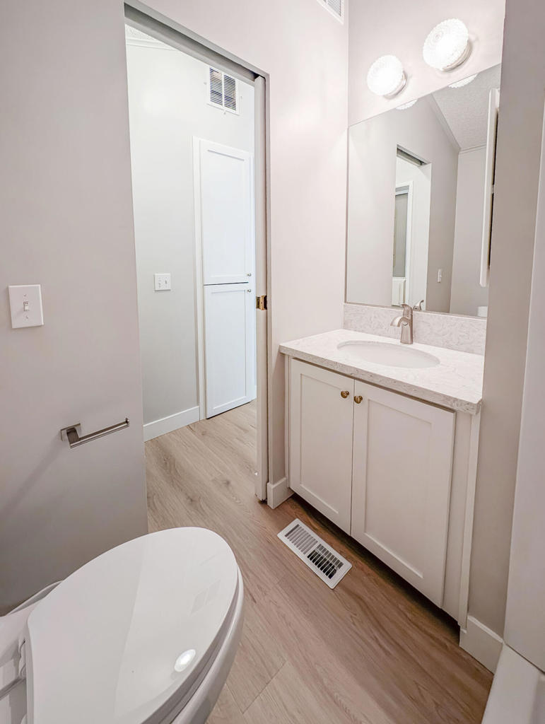 70200 Dillon Road 119 Property Photo 21