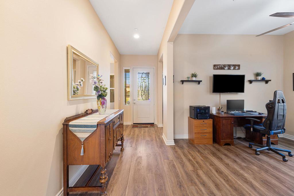 43086 Borretti Way Property Photo 5