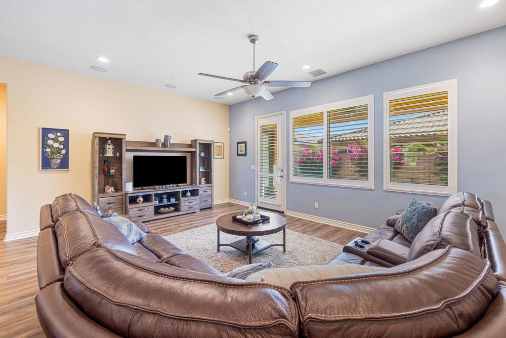 43086 Borretti Way Property Photo 24