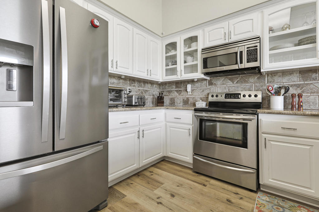 54721 Inverness Property Photo 16