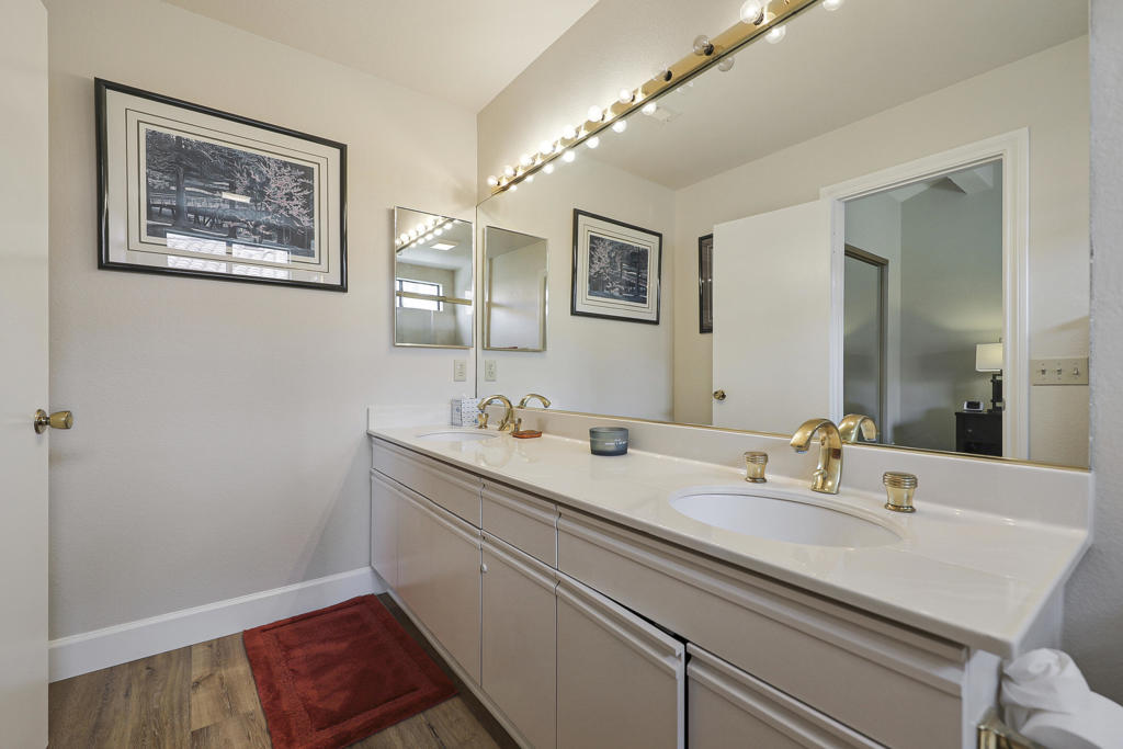 54721 Inverness Property Photo 32