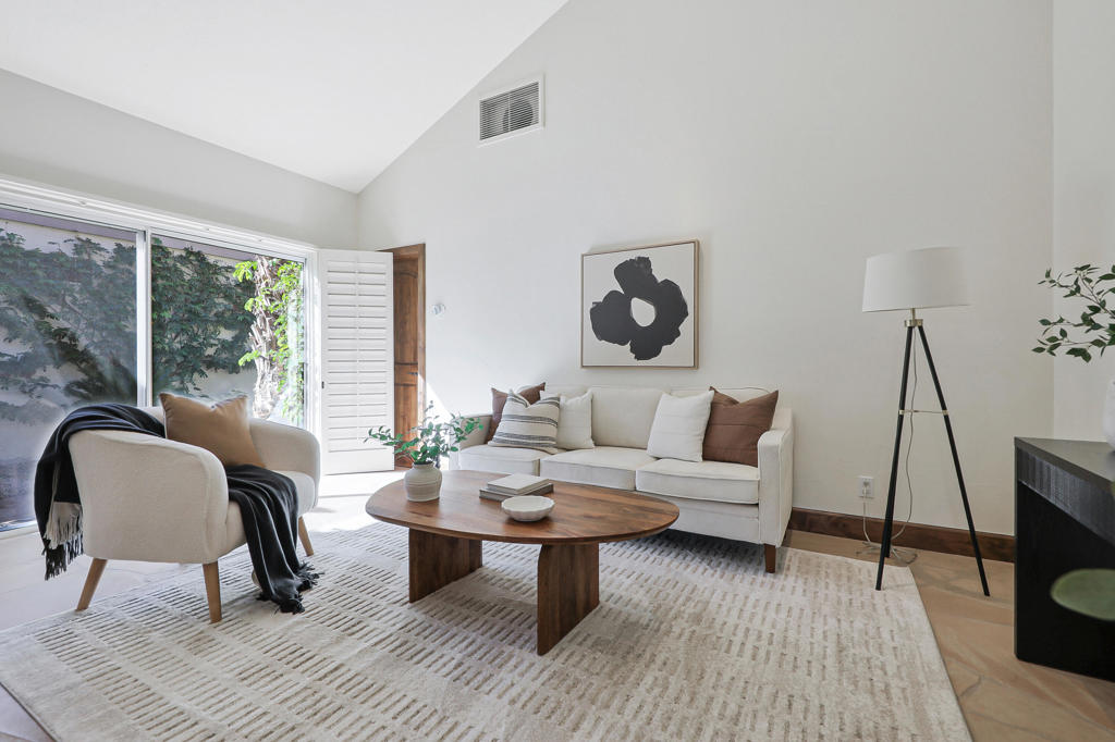 56928 Merion Property Photo 3