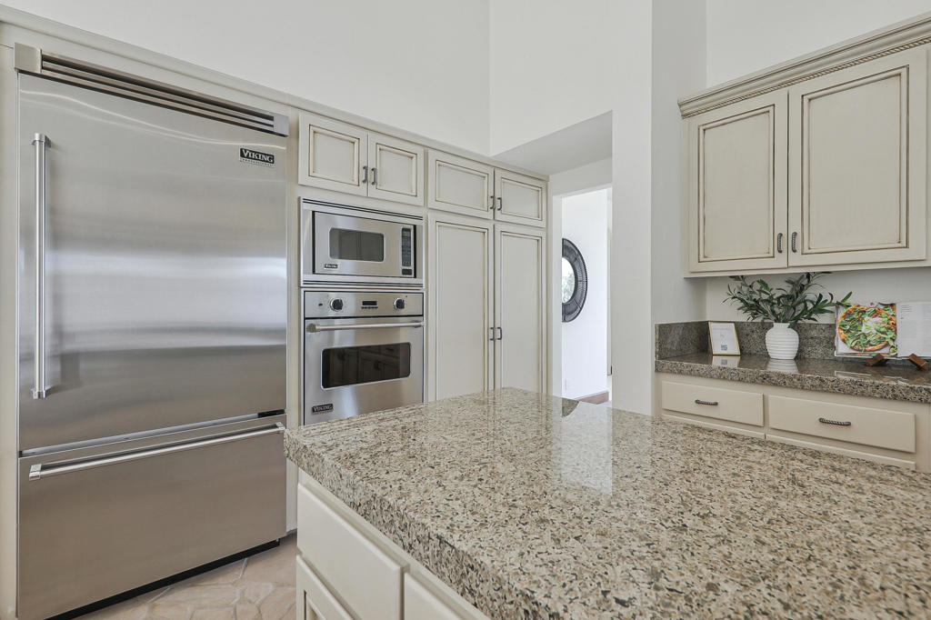 56928 Merion Property Photo 12