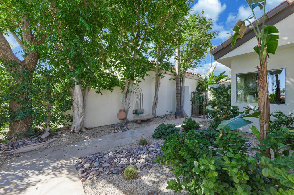 56928 Merion Property Photo 33