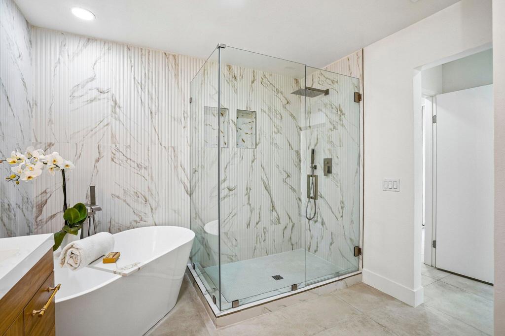 72485 Roxbury Drive Property Photo 20