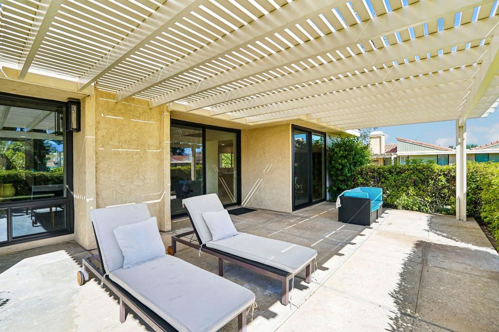 72485 Roxbury Drive Property Photo 35