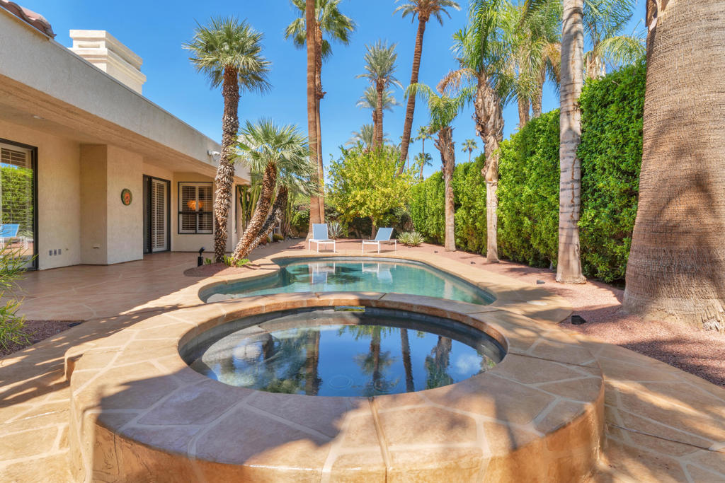 47 Mission Palms Drive E Property Photo 31