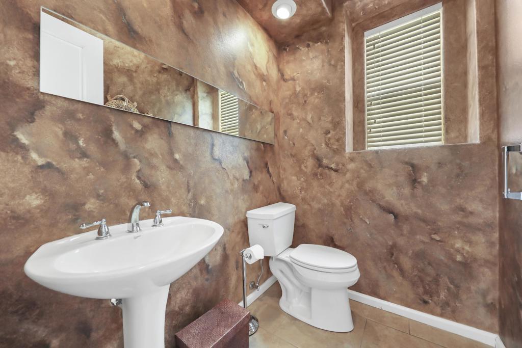1450 Lorena Way Property Photo 28