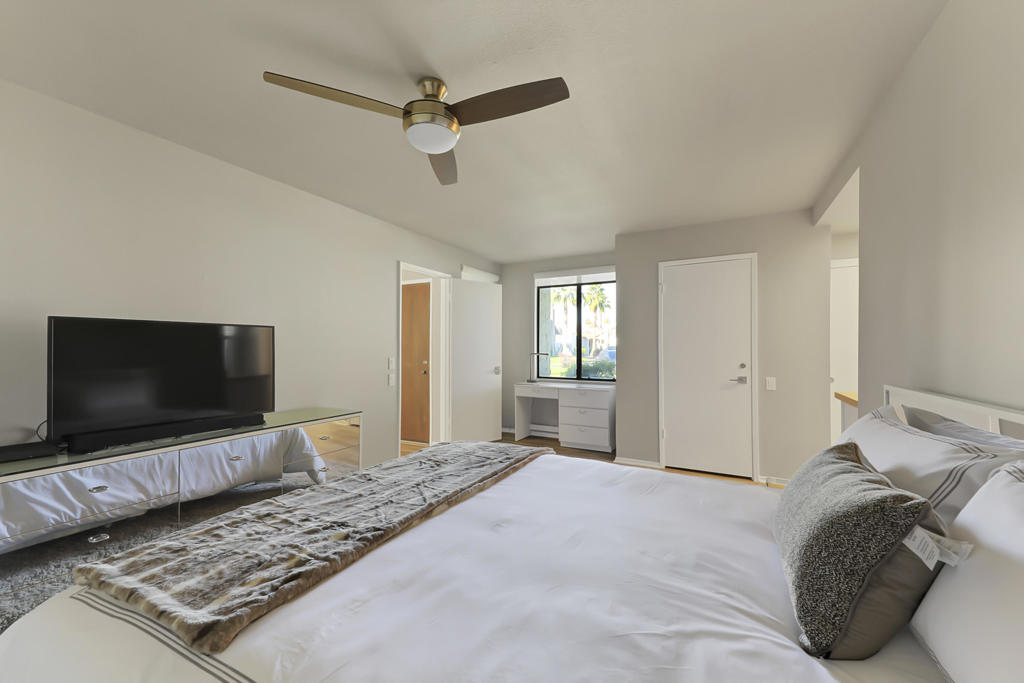 2545 Miramonte Circle W A Property Photo 14