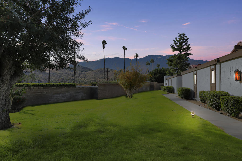 2545 Miramonte Circle W A Property Photo 17
