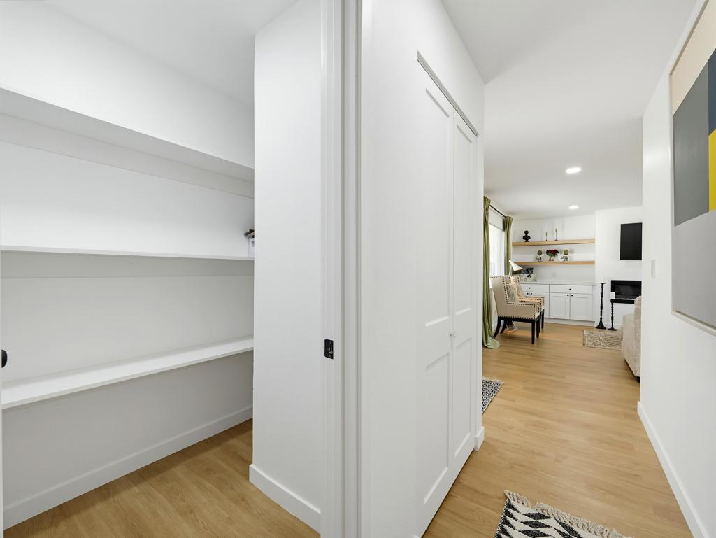 7380 Dumosa Avenue Property Photo 20