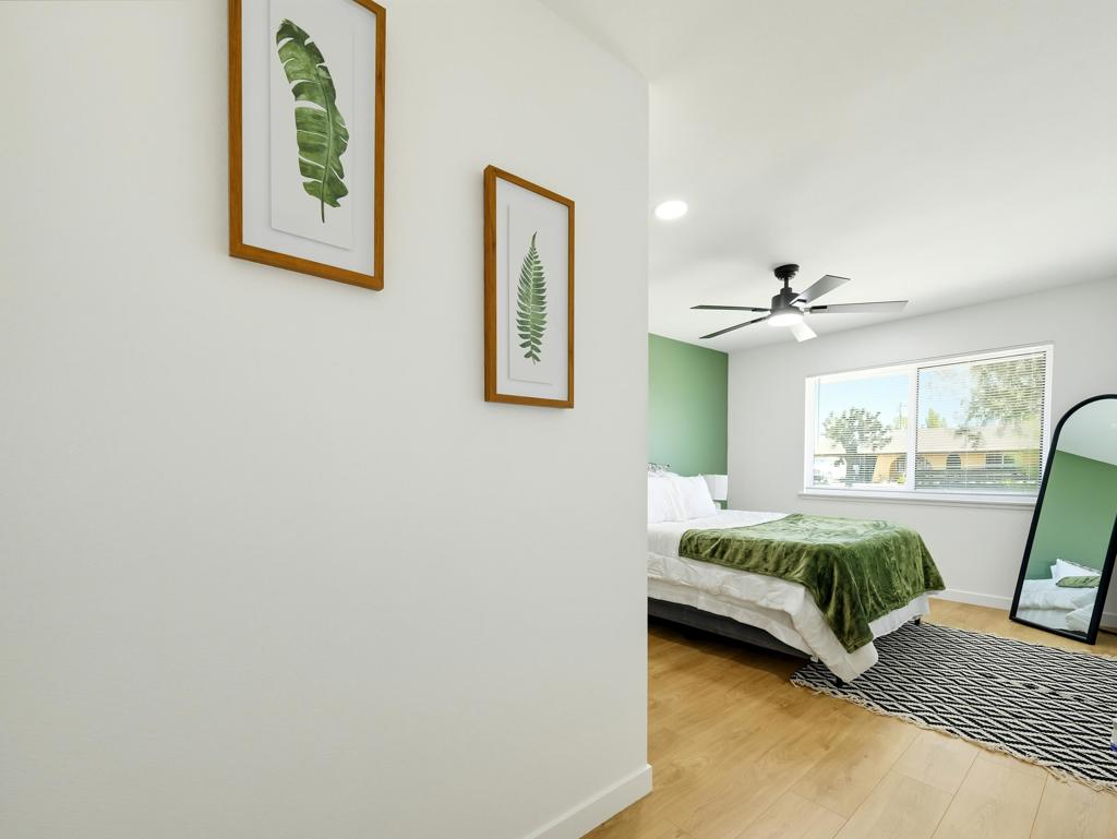7380 Dumosa Avenue Property Photo 23