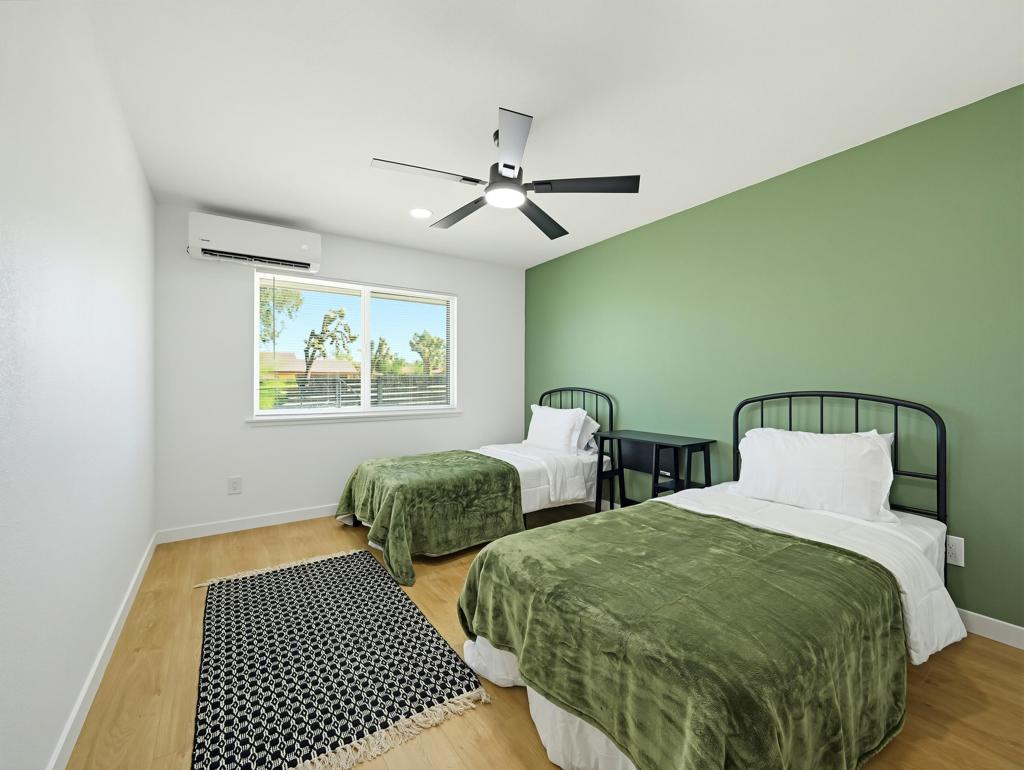7380 Dumosa Avenue Property Photo 28