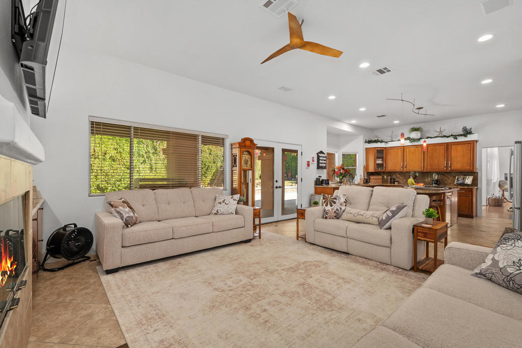 78961 Runaway Bay Drive Property Photo 20
