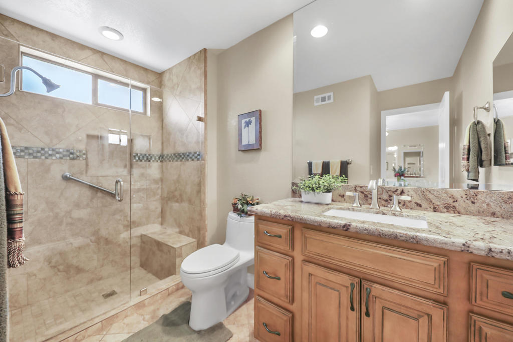 175 Las Lomas Property Photo 14