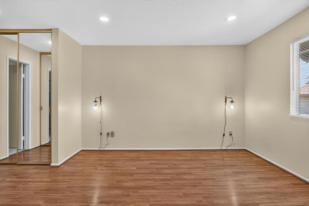 1820 N Mira Loma Way Property Photo 4